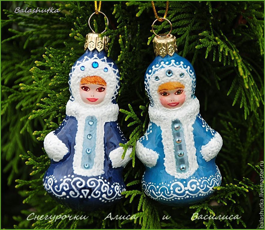 Снегурочки Алиса и Василиса