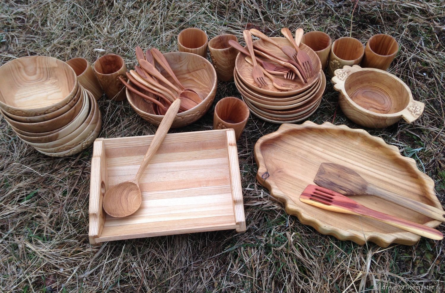 Всевозможная деревянная посуда на каждый день