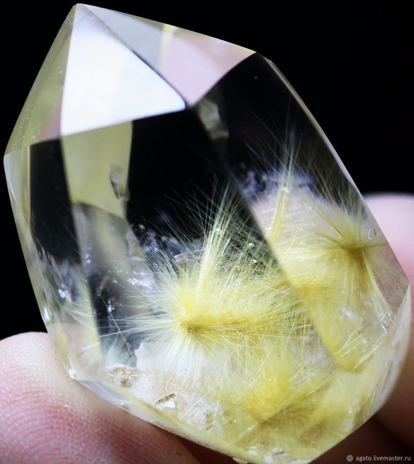 Звездчатый рутиловый кварц в кристалле натуральный