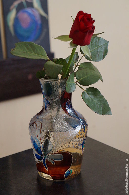 Стеклянная расписная ваза 