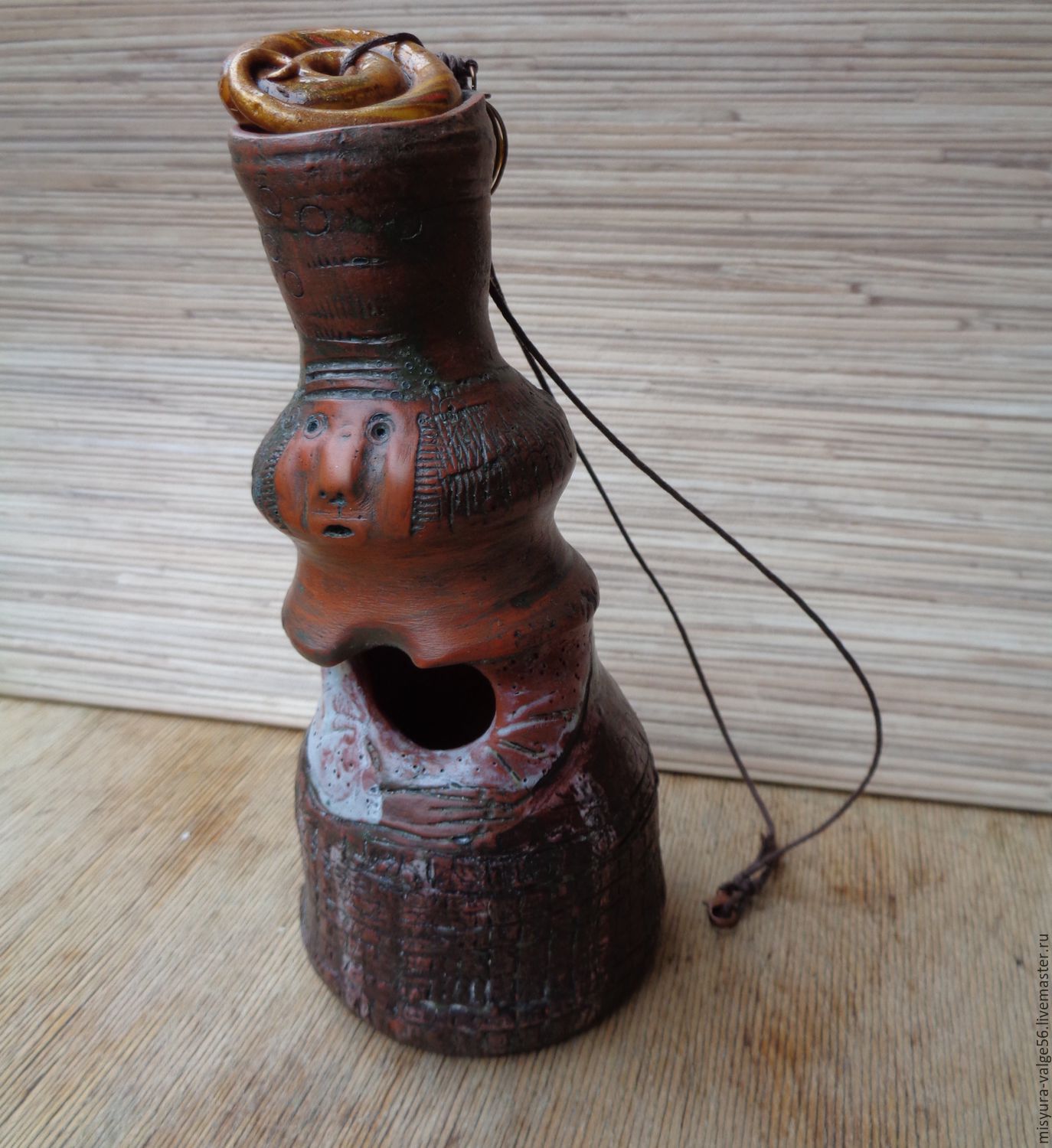 Керамическая ваза-подсвечник-статуэтка ручной работы.Глазури,ганозис