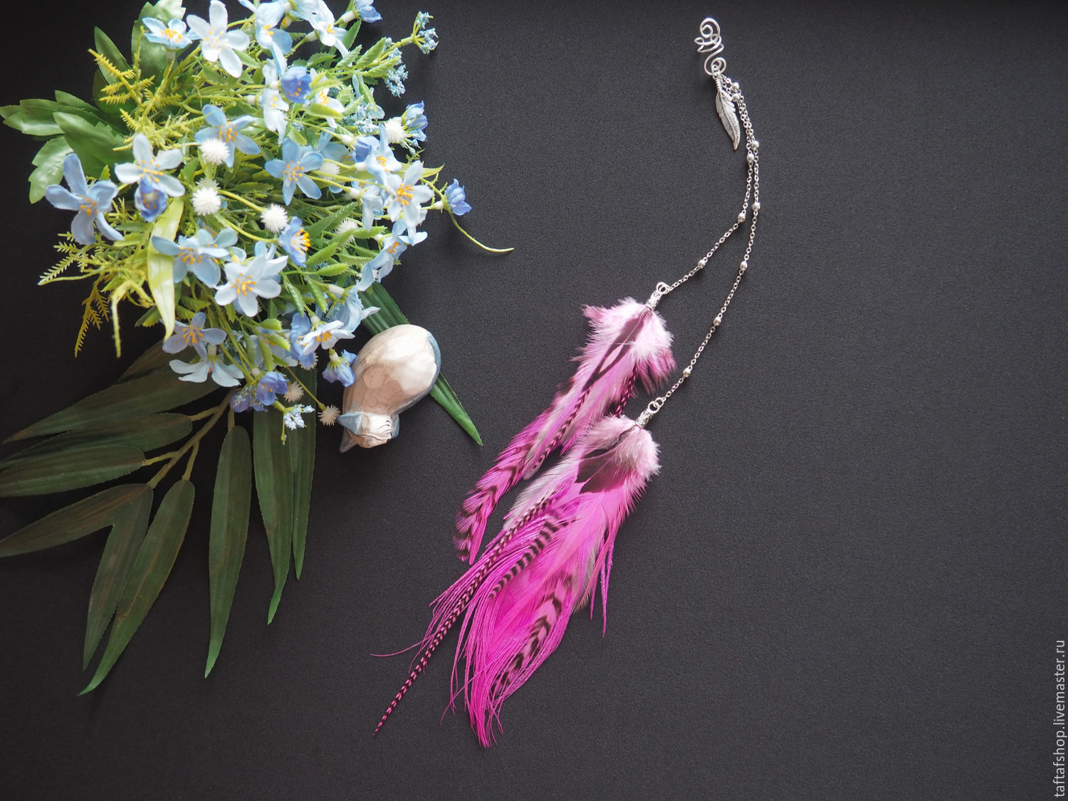 Цветение миндаля - кафф с длинными перьями и цепочками в стиле бохо