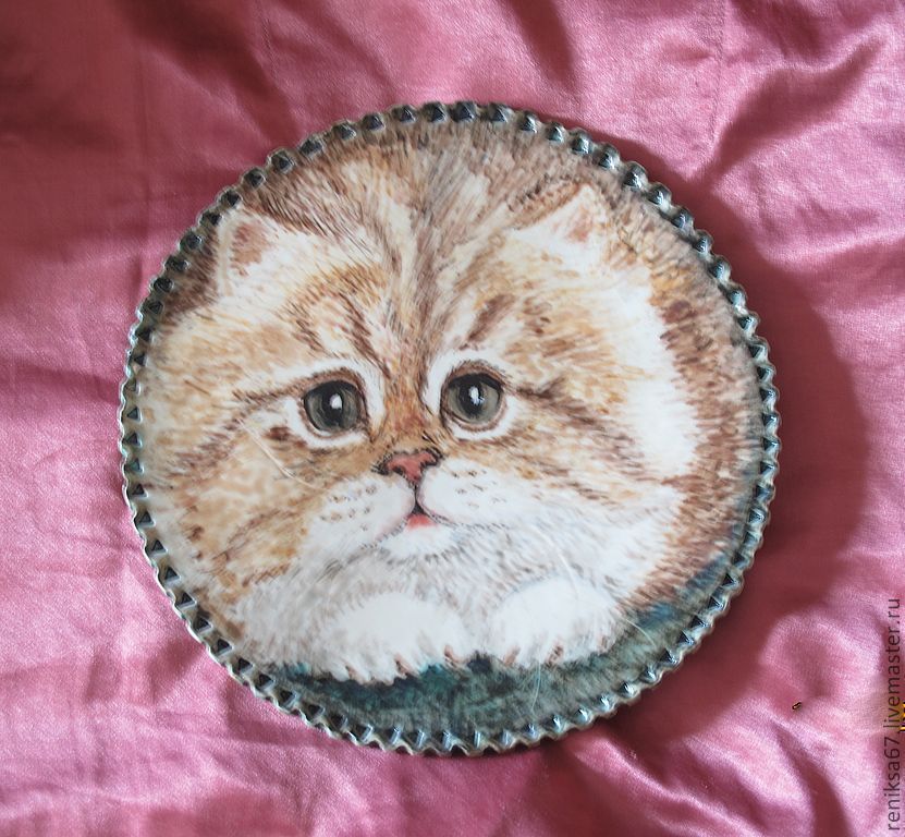 Декоративная тарелка "Котенок"