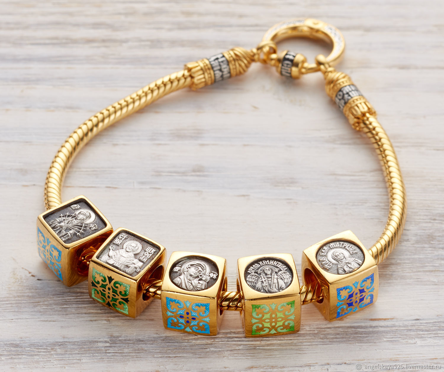 Православный женский браслет из серебра с бусинами «Святые образы»