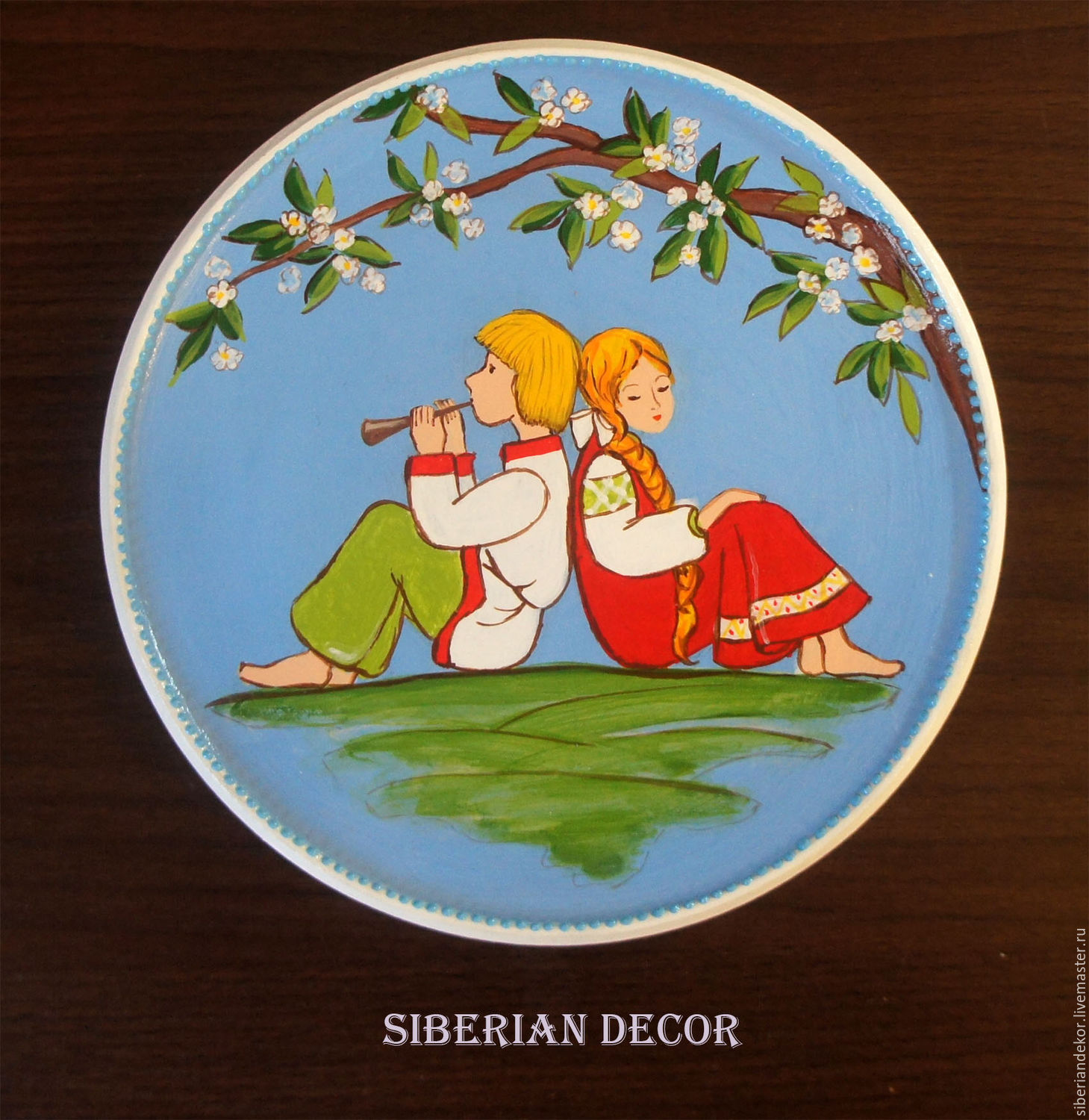 Влюбленные. декоративная деревянная тарелка