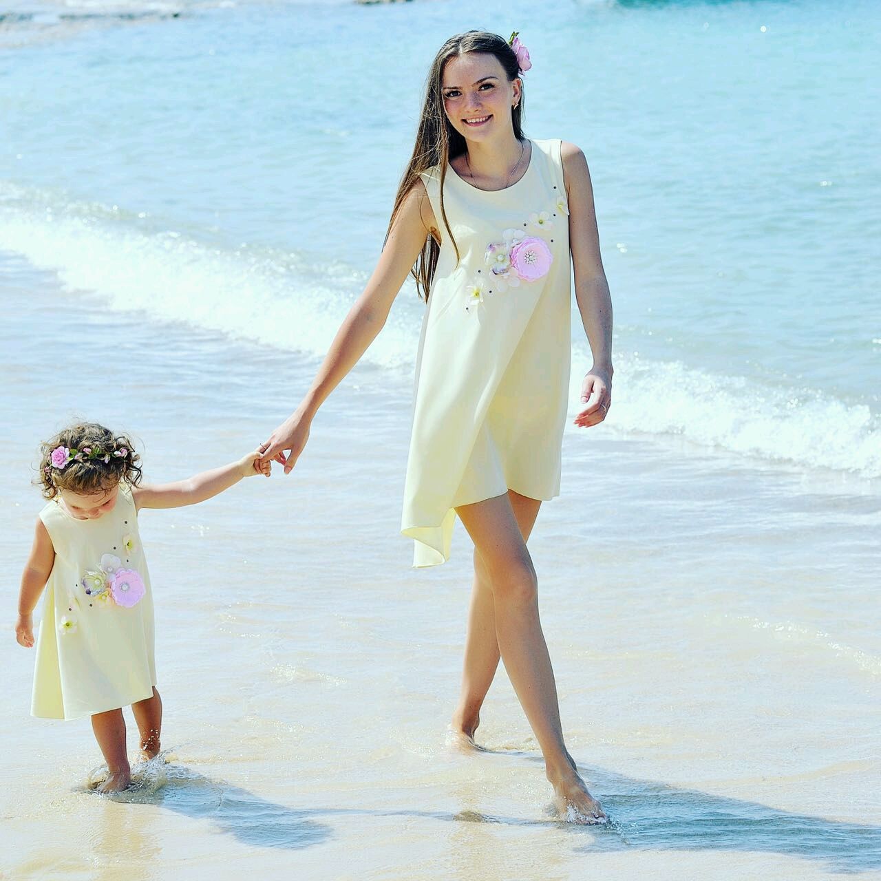 Одинаковые платья фемилилук для мамы и дочки. Детское платье из хлопка