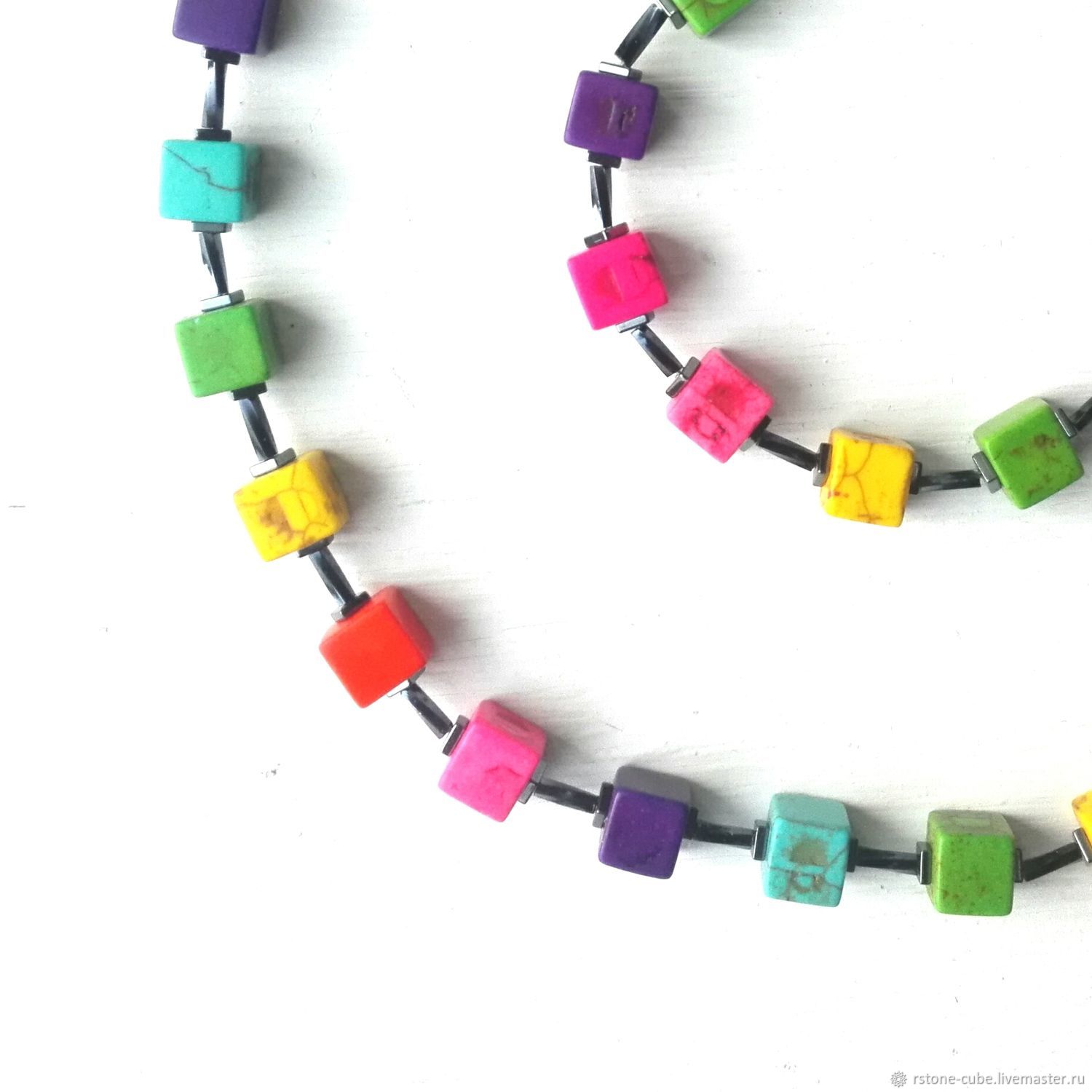 Колье Cube "Счастливая радуга-2", разноцветный, куб, геометрия 20-2