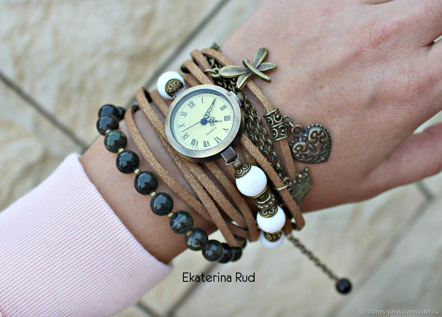 Замшевые, наручные, женские часы с цепочкой и камнями "Твоё время"