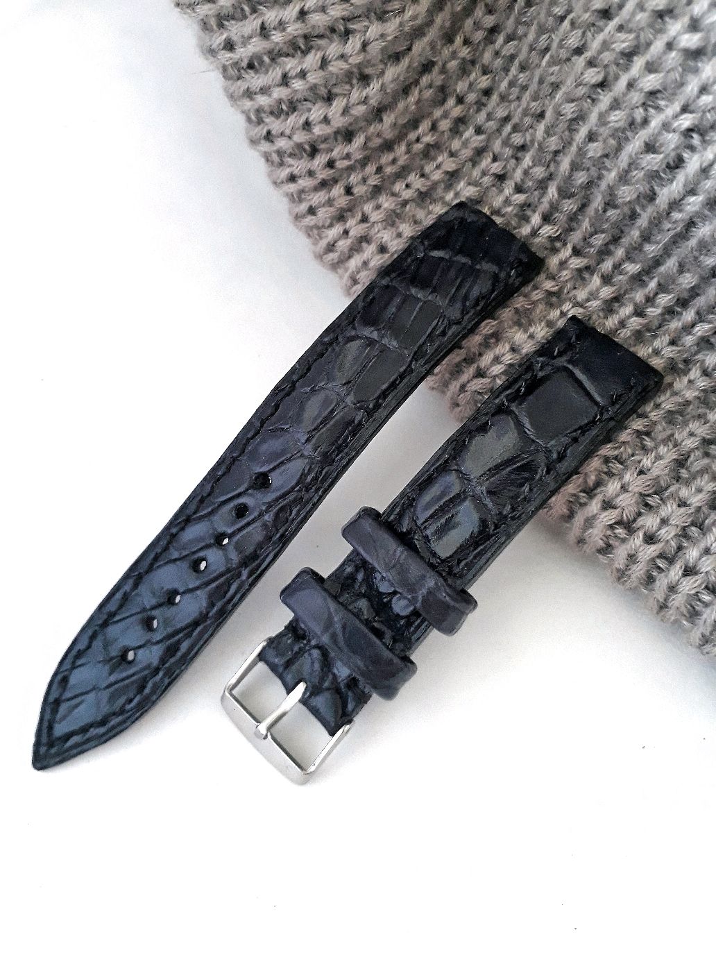 Черный ремешок для часов из натуральной кожи крокодила