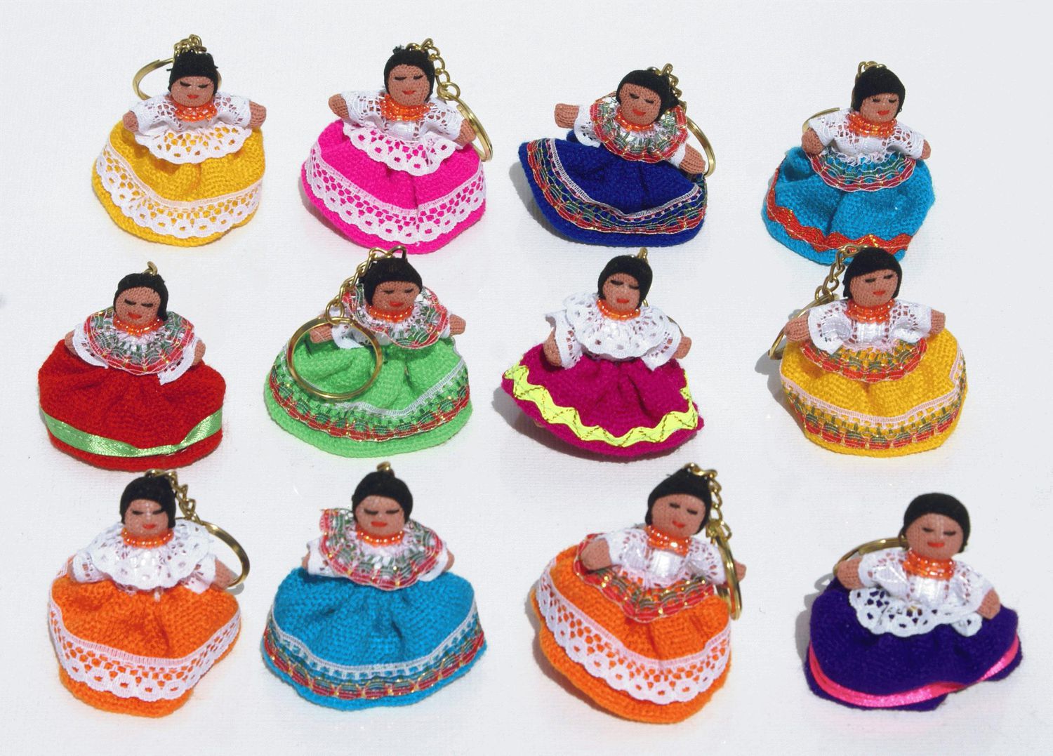 Брелоки в виде индейских куколок различных цветов