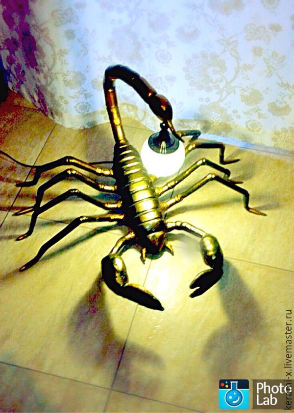 Скорпион. Интерьерное освещение