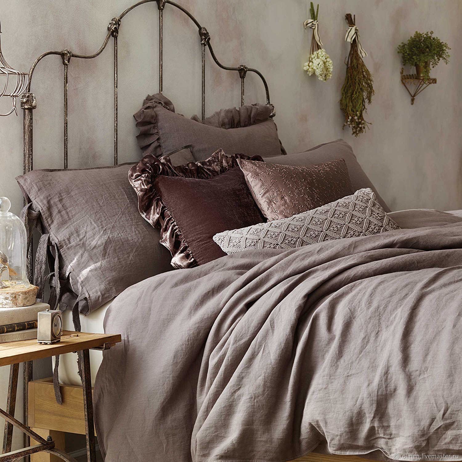 Комплект лилового льняного постельного белья linen bedding