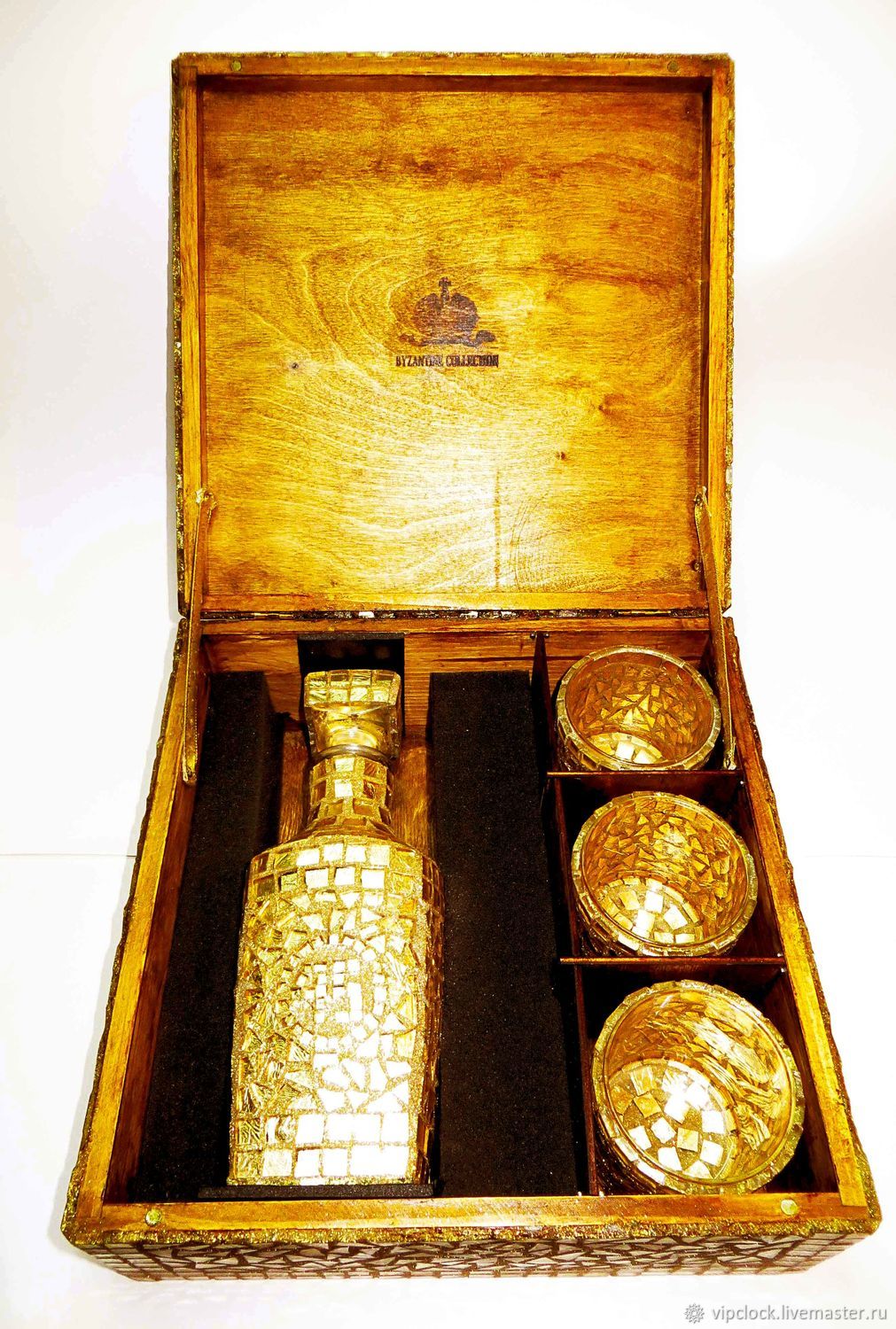 Шкатулка-бар с набором для виски на 3 персоны "Золото Византии"