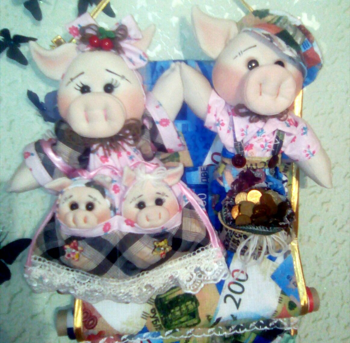 Свинки, держатель на кухню, навесной, с карманами. Символ 2019 года
