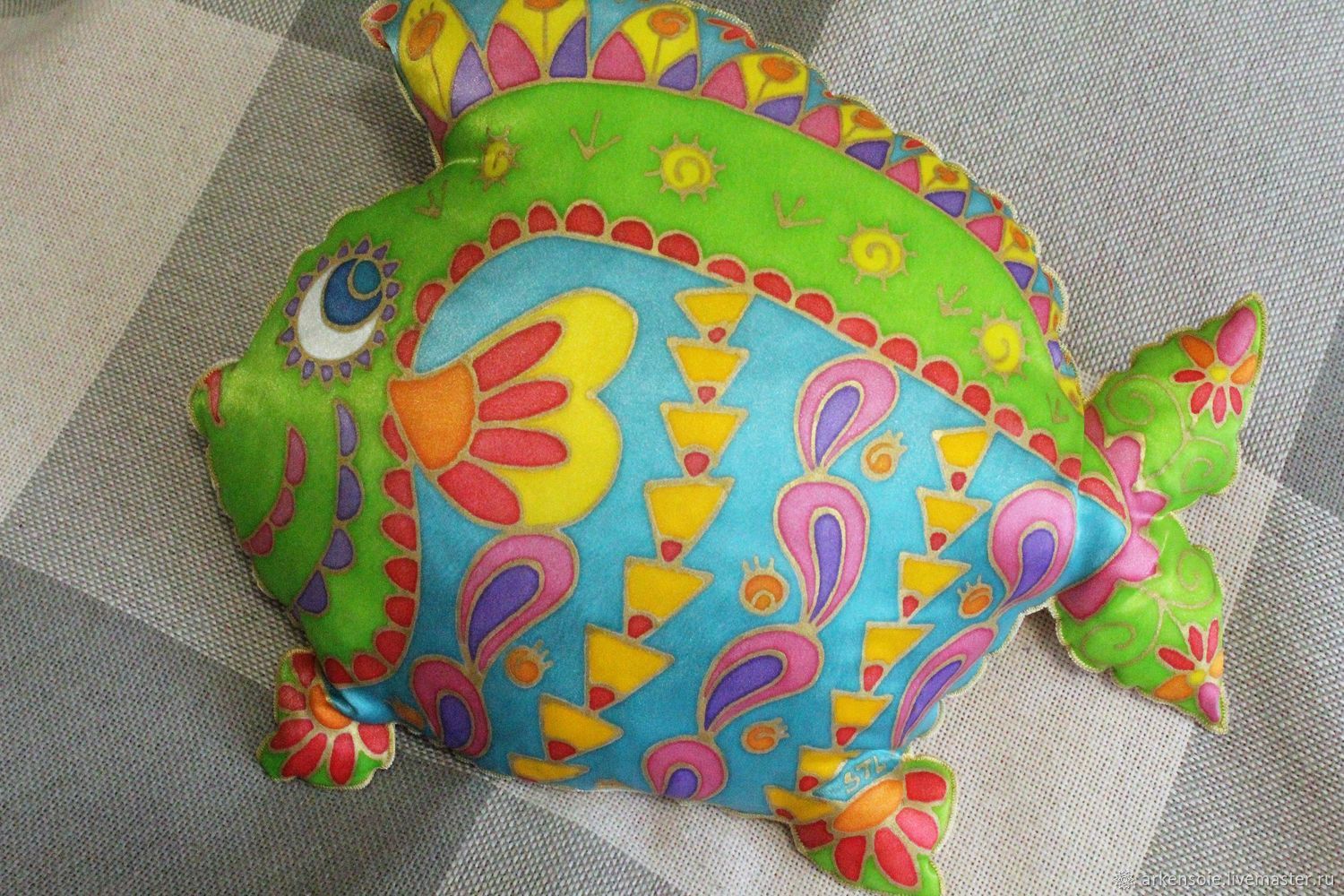 Подарок Рыбам, Подушка-игрушка Рыба, 45х35 см, ручная роспись