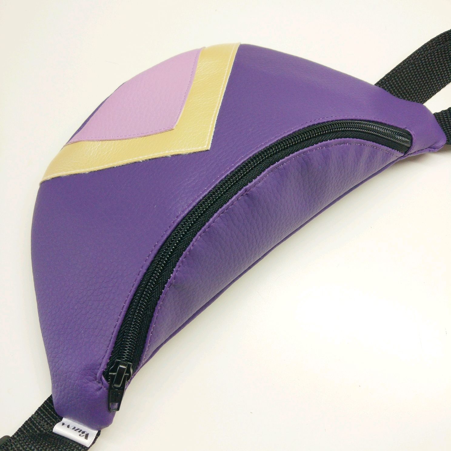 Поясная сумка Фиолетовая с аппликацией