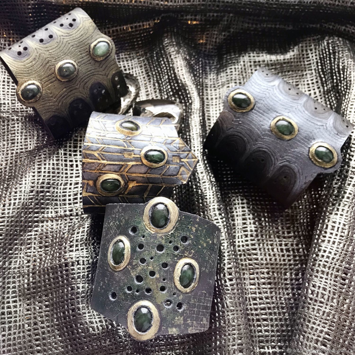 Кожаные браслеты с нефритом