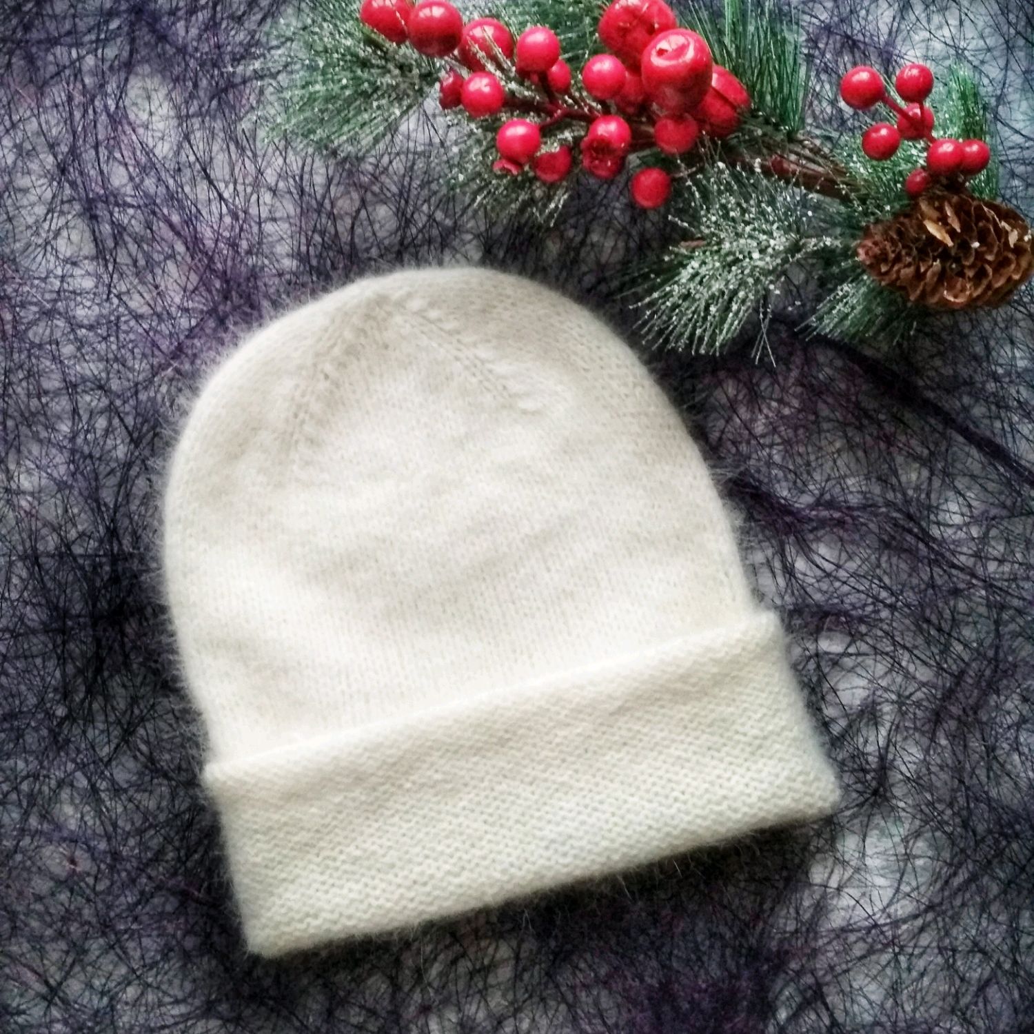 Зимняя шапка "Нежность" из ангоры