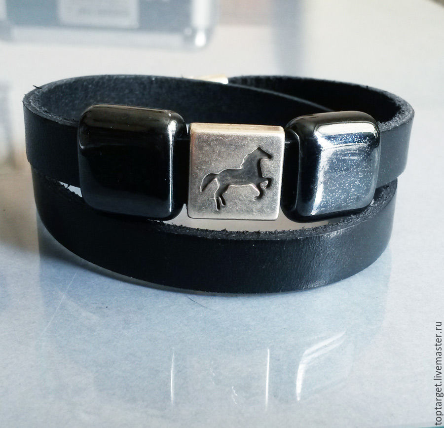 Кожаный браслет-намотка "Black Horse"