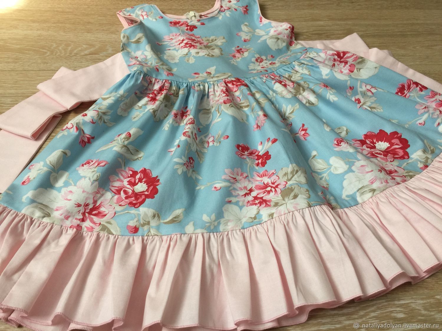 Платье из американского хлопка"Розовый сад" Рост 104/110 см