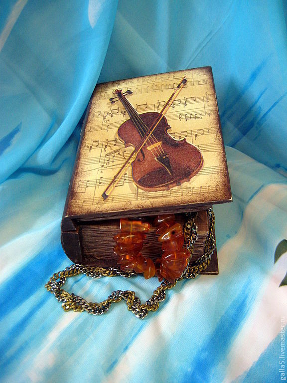 Шкатулка-книга " Старая скрипка "