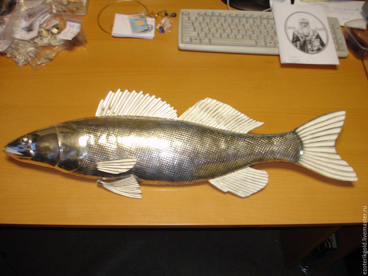Рыба Судак из серебра