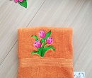 Махровое полотенце с вышивкой 