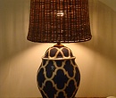 Арабески. Настольная лампа с керамическим основанием