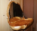 Зеркало интерьерное настенное с полочкой из березового капа (сувеля)